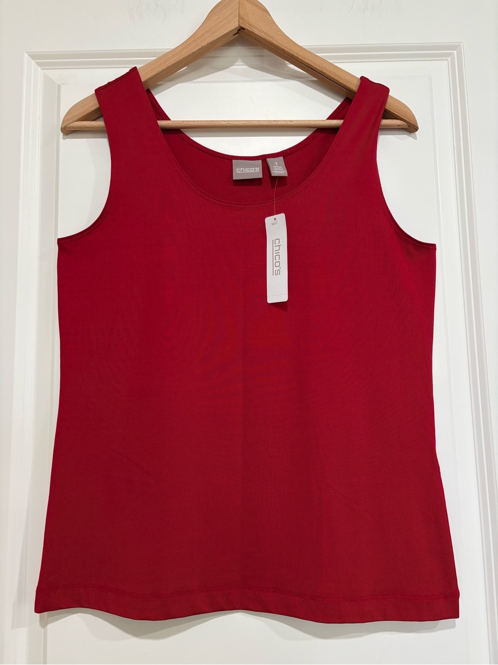 Chico's Micro Timeless Tank Basic Knit Top Rojo Red Size 1 Medium 8/10 NWT